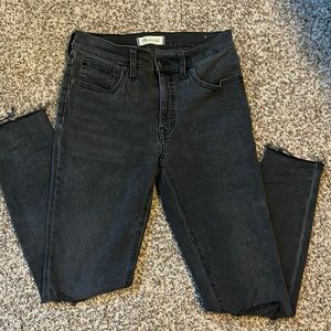 9” Mid Rise Skinny Jeans - raw edge and holes in knee